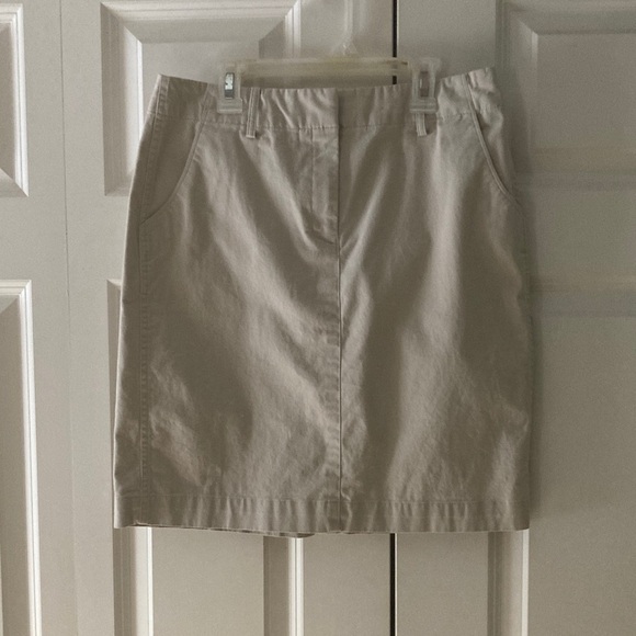 Brooks Brothers Dresses & Skirts - Brooks Brothers 346 womens 8 tan pencil skirt cotton spandex zip hooks pockets